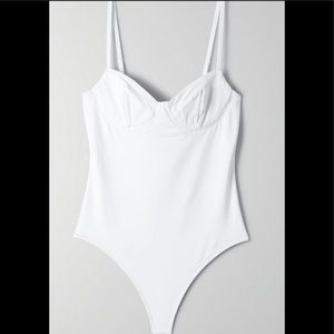 Aritzia Babaton contour bodysuit